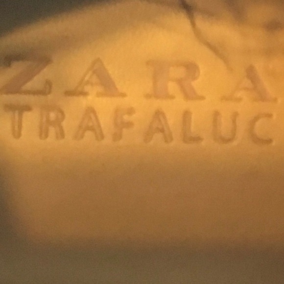 Zara Brown & Black Booties, Gold Zippers, Size 41, Almond Toe - Picture 4 of 16